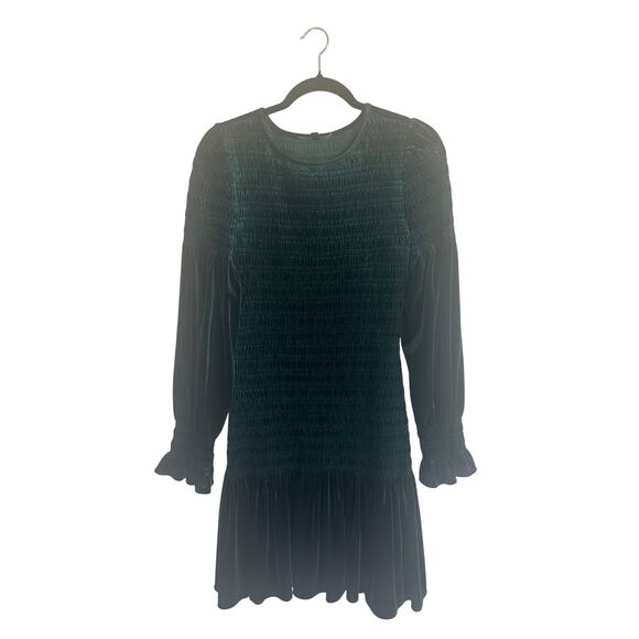 Gianni Bini Women's Smocked Velvet Mini Dress M Long Sleeve Ruffle Hem Green - Picture 8 of 13